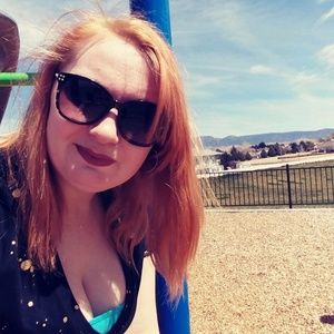 Meet your Posher, Allyson